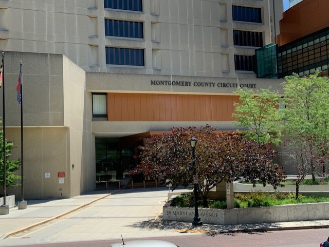 Image of the Montgomery county cirtcut court building