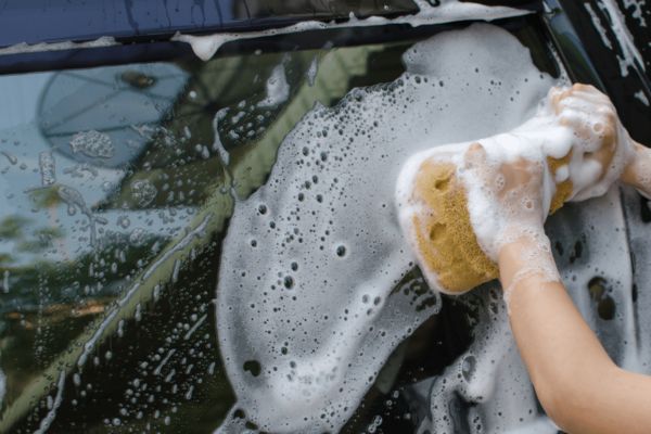 washing car
