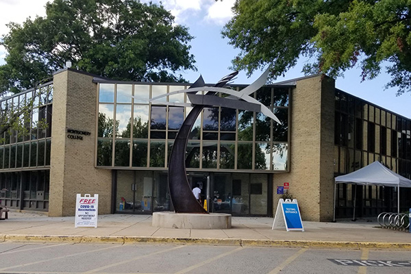 entrance to South Campus Instructional Building, Montgomery College - Rockville Campus