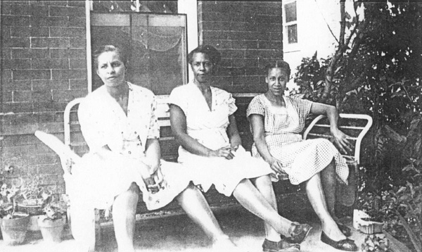 Percy Waters Brown, Katie Waters Davis, and Edith Waters