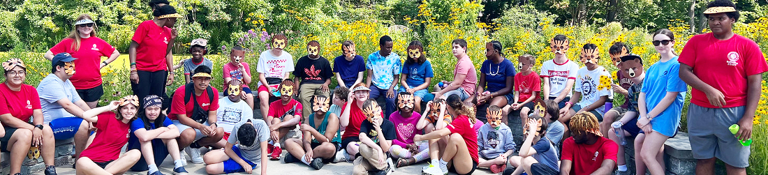 Large group of TR participants