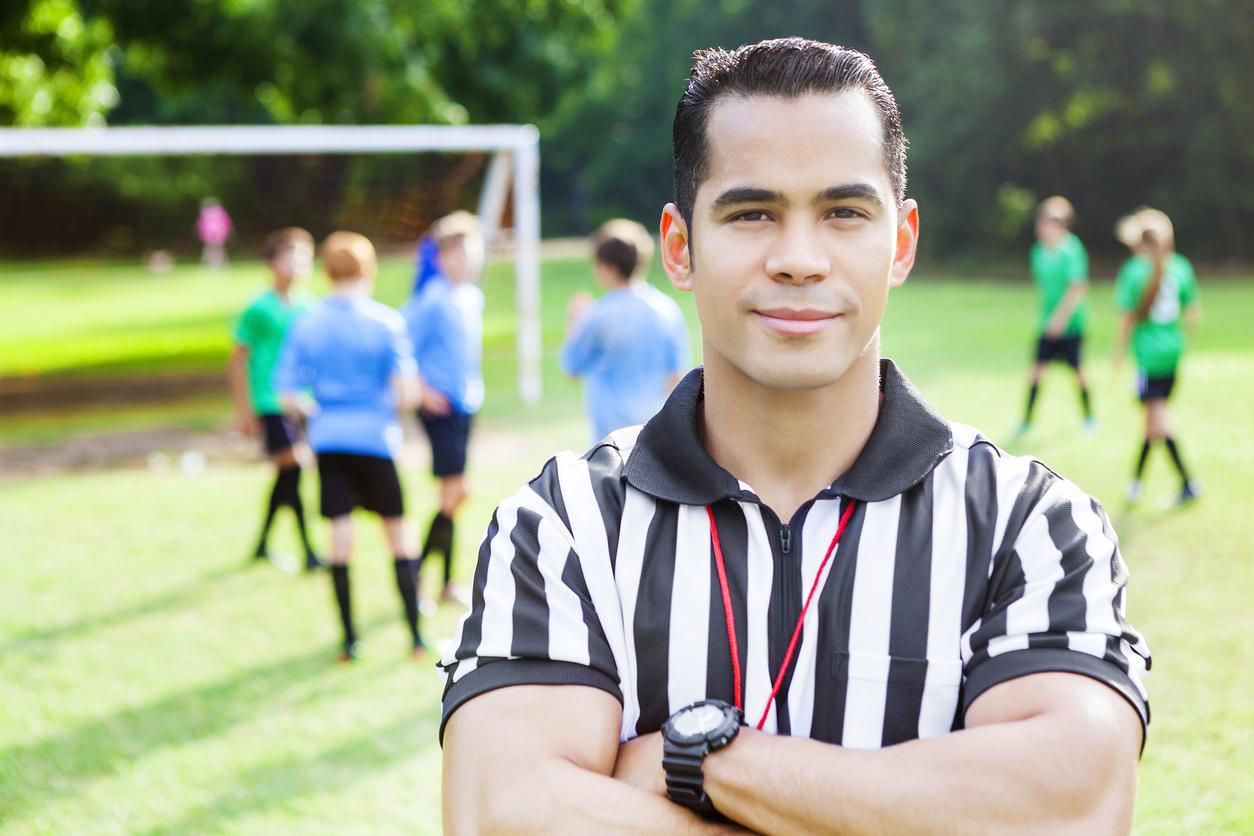 referee